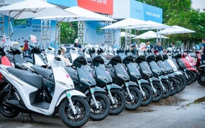 VinFast Feliz 2025: Xe điện toàn diện, đa dụng, 2 pin “cày ngon” hơn 260 km