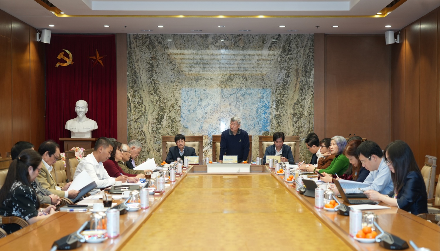 Phát huy văn hóa “nghĩa tình”, gắn kết các thế hệ người lao động Petrovietnam