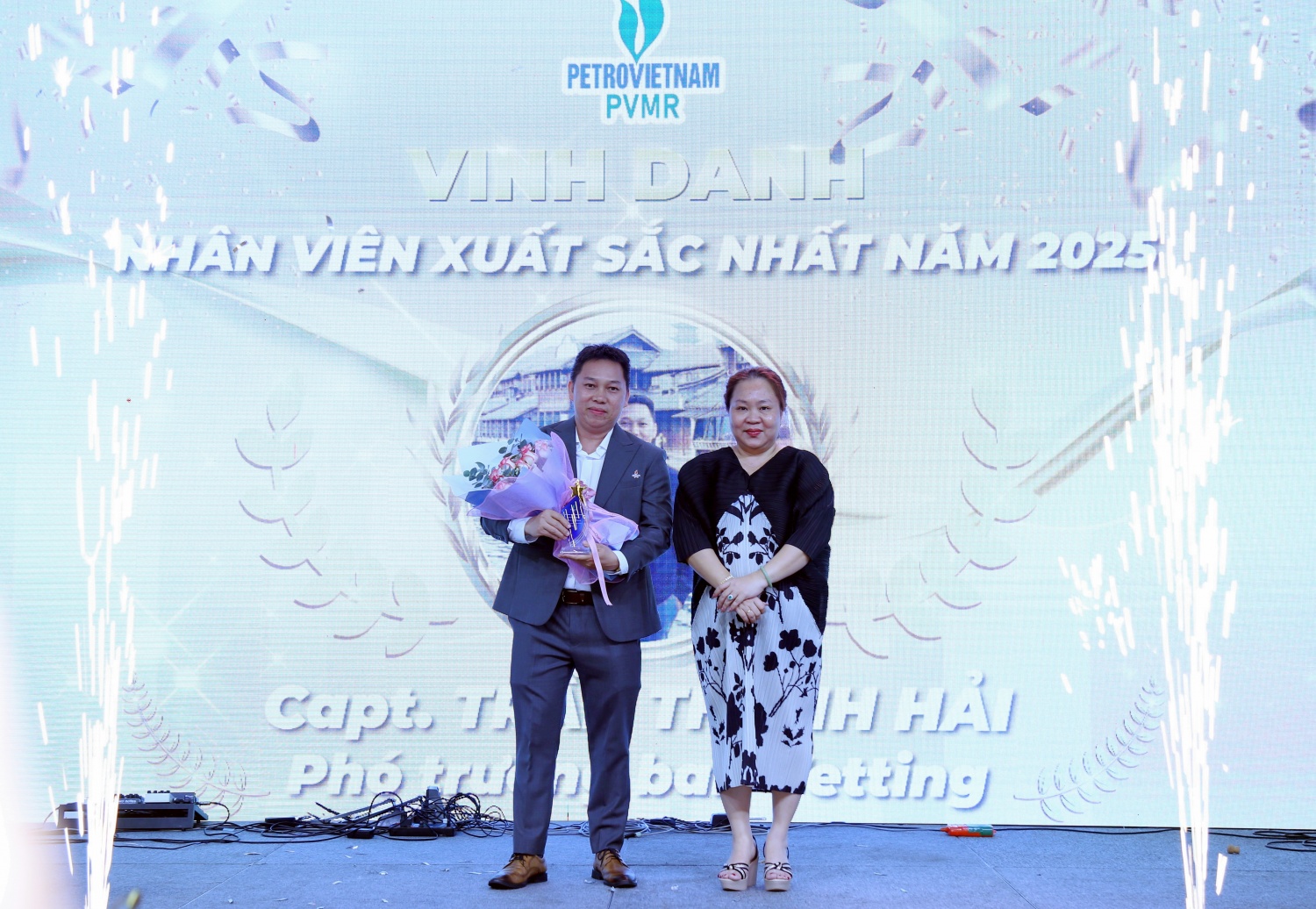 “Petrovietnam: Xuân Gắn kết - Tết Nghĩa tình” tại PVMR năm 2026: Ấm áp nghĩa tình, trọn vẹn Tết đoàn viên