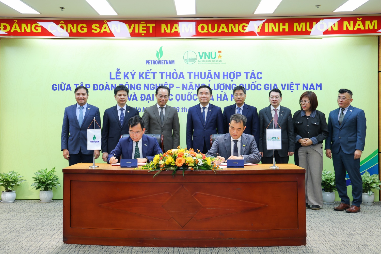 Kết nối thực tiễn sản xuất với nền tảng khoa học tiên tiến