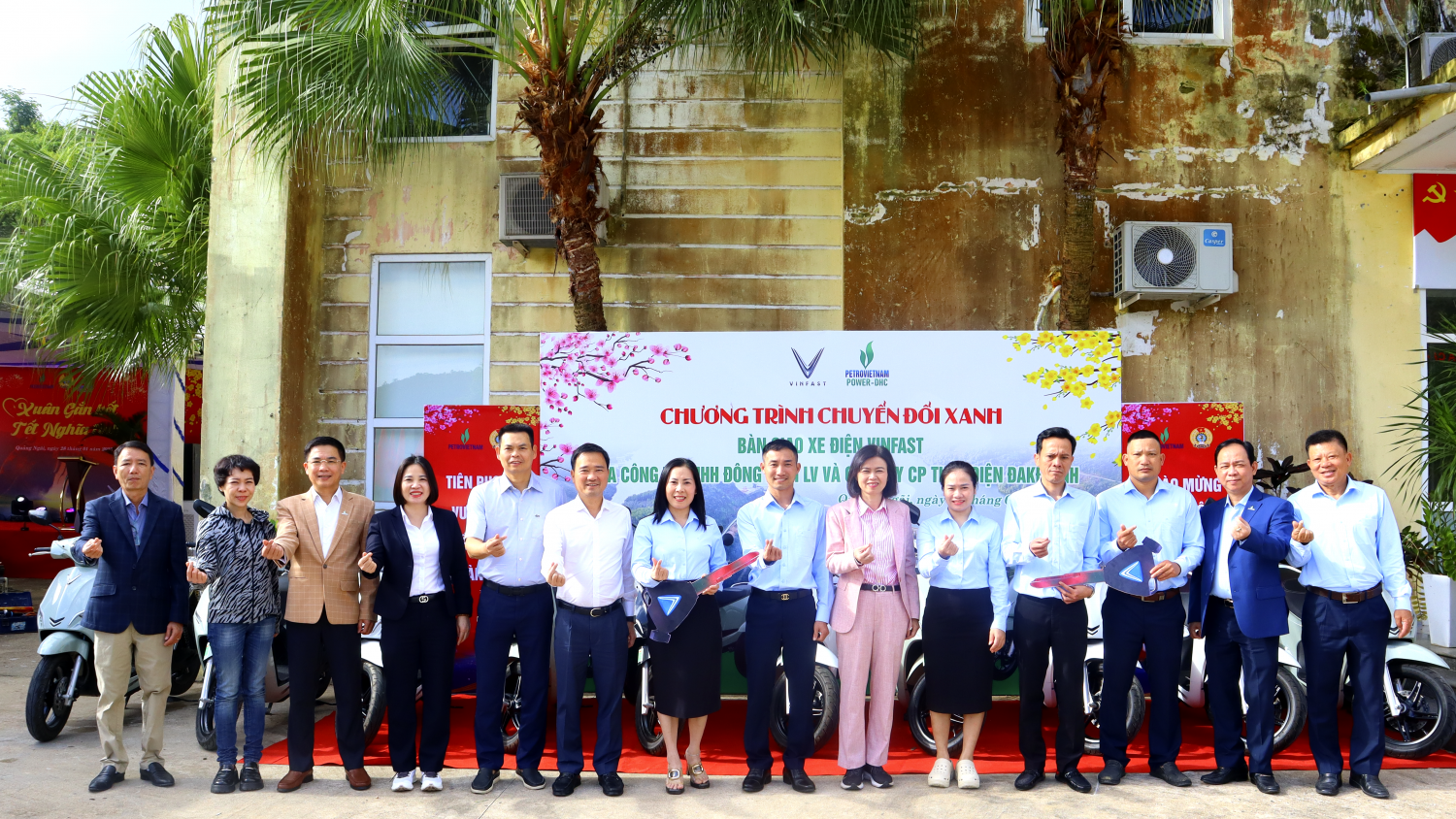 “Petrovietnam: Xuân Gắn kết - Tết Nghĩa tình” đầy ấm áp tại thủy điện Đakđrinh