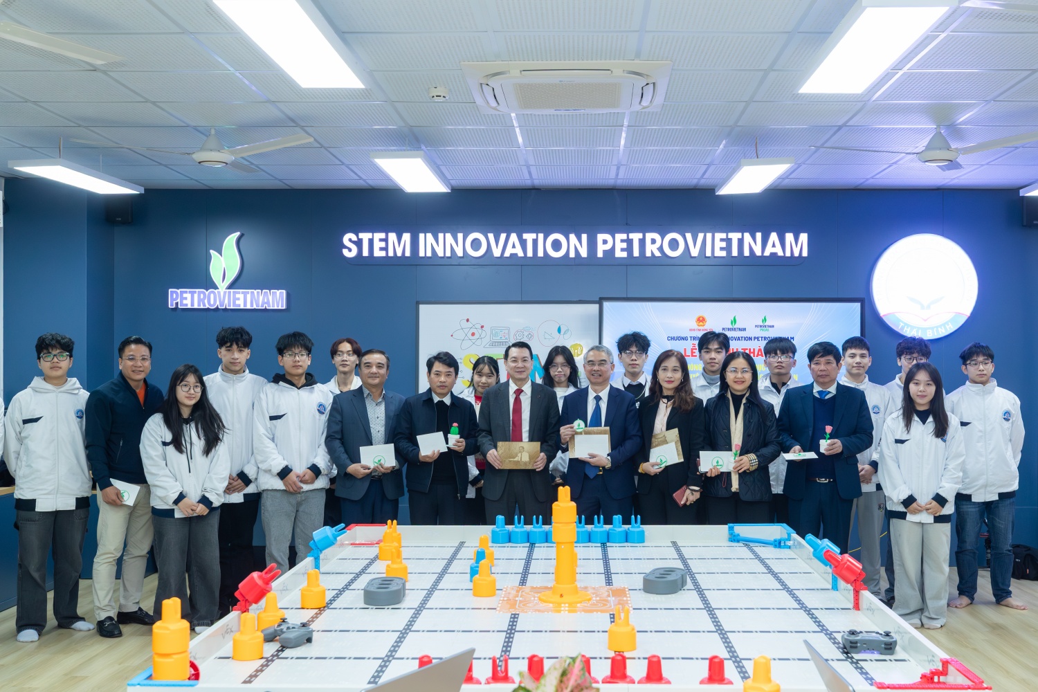 Đánh thức đam mê nghiên cứu khoa học tại Trường THPT chuyên Thái Bình