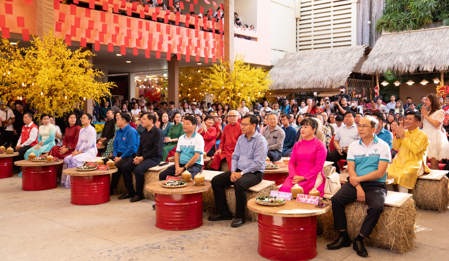 PVFCCo – Phú Mỹ chăm lo Tết cho 200 thiếu nhi khó khăn tại Lễ hội Tết Việt