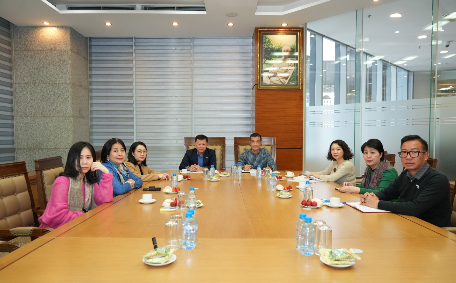 Chi bộ Ban Hợp tác Quốc tế thuộc Đảng bộ bộ phận Văn phòng Tập đoàn