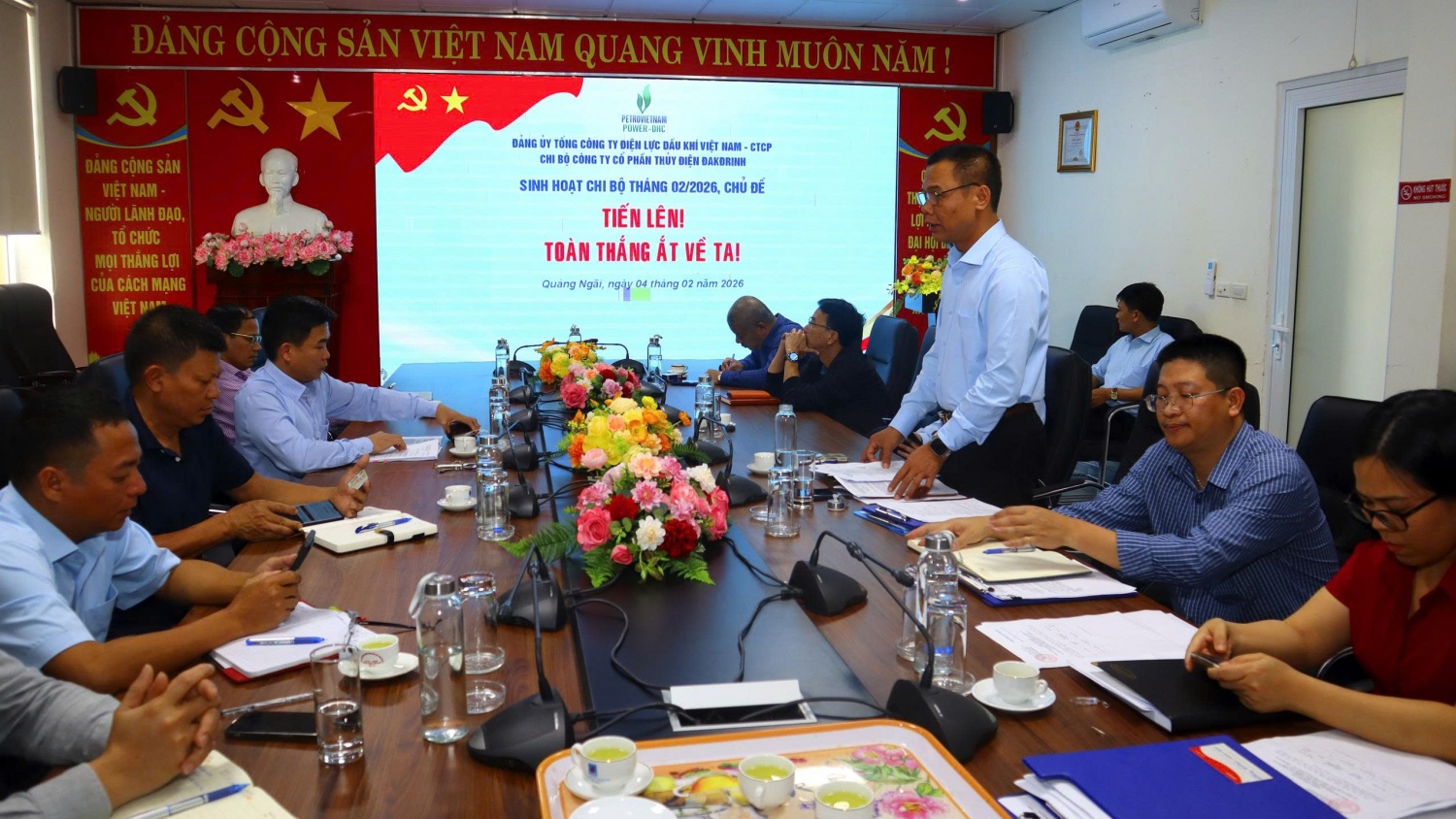 Đảng bộ PV Power quán triệt tinh thần: “Tiến lên! Toàn thắng ắt về ta”