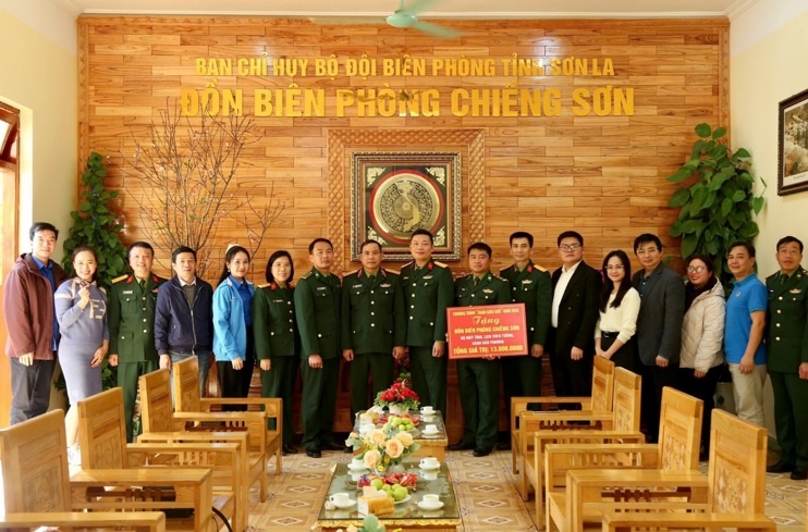 PVEP mang xuấn ấm đến nơi biên cương