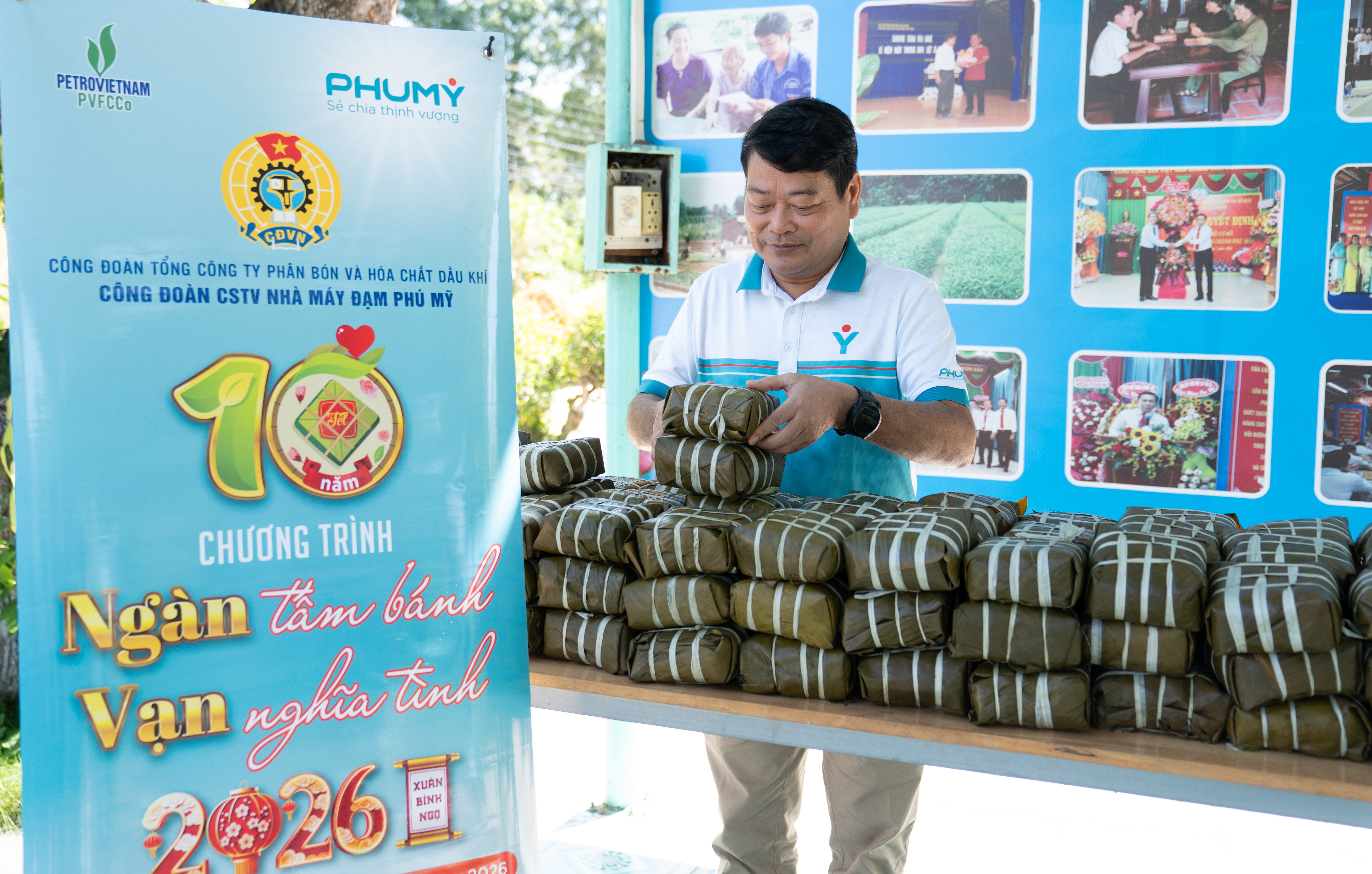 [P Magazine] Bánh chưng xanh mang nghĩa tình PVFCCo - Phú Mỹ đến với cảnh đời neo đơn