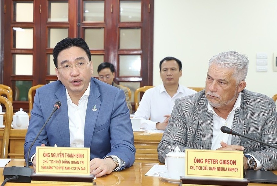 Đồng chí Nguyễn Thanh Bình – Bí thư Đảng ủy, Chủ tịch HĐQT PV GAS thông tin định hướng đầu tư các dự án tại Hà Tĩnh
