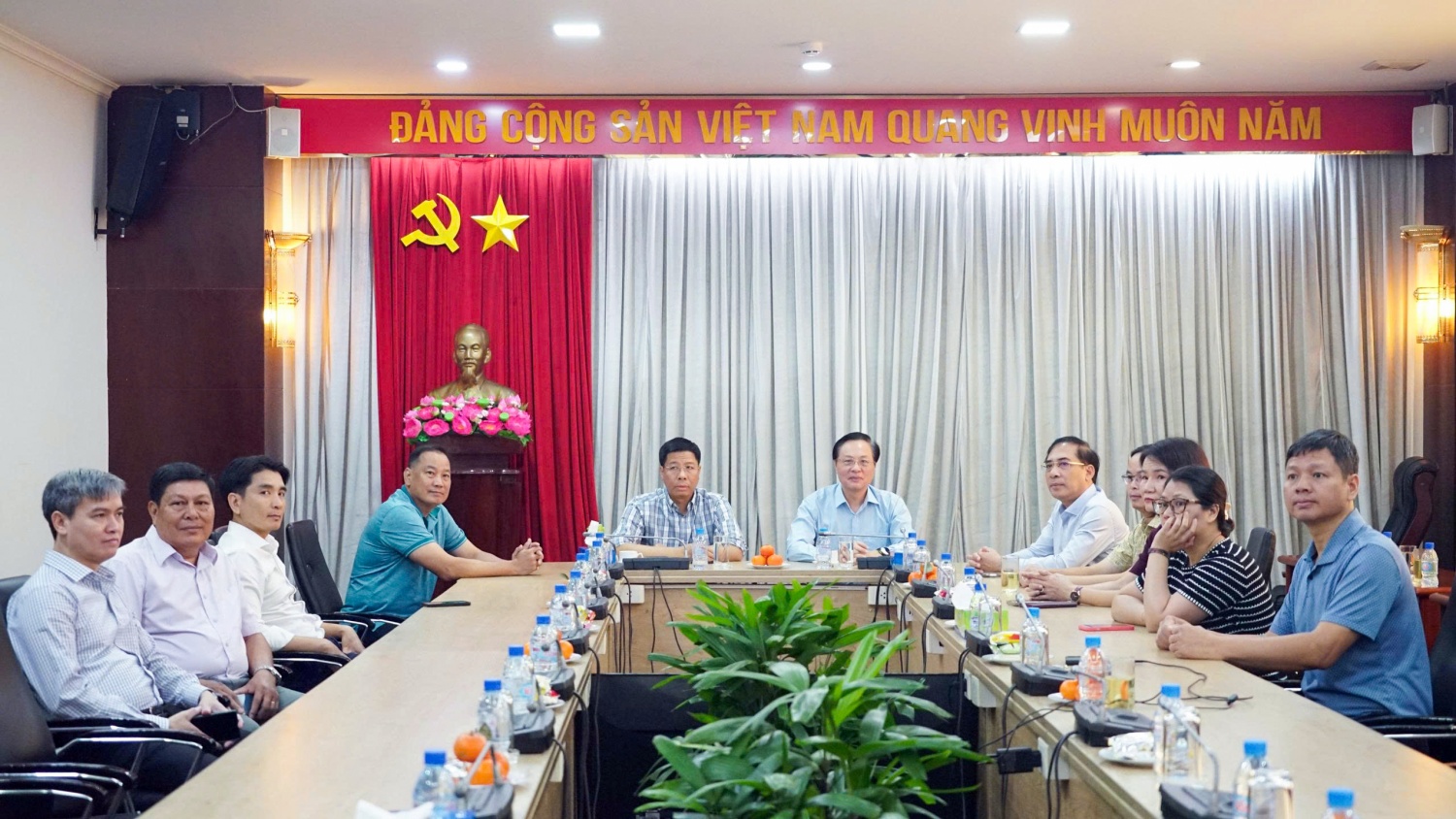 Đảng bộ Petrovietnam tham dự Hội nghị học tập, triển khai Nghị quyết Đại hội XIV của Đảng