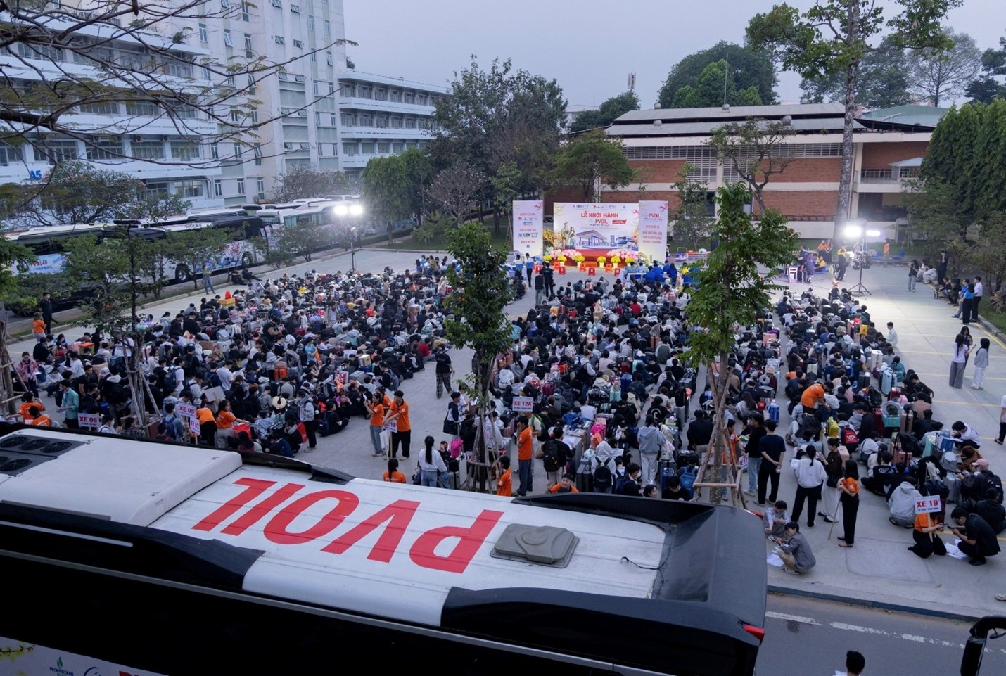 PVOIL và những chuyến xe đoàn viên