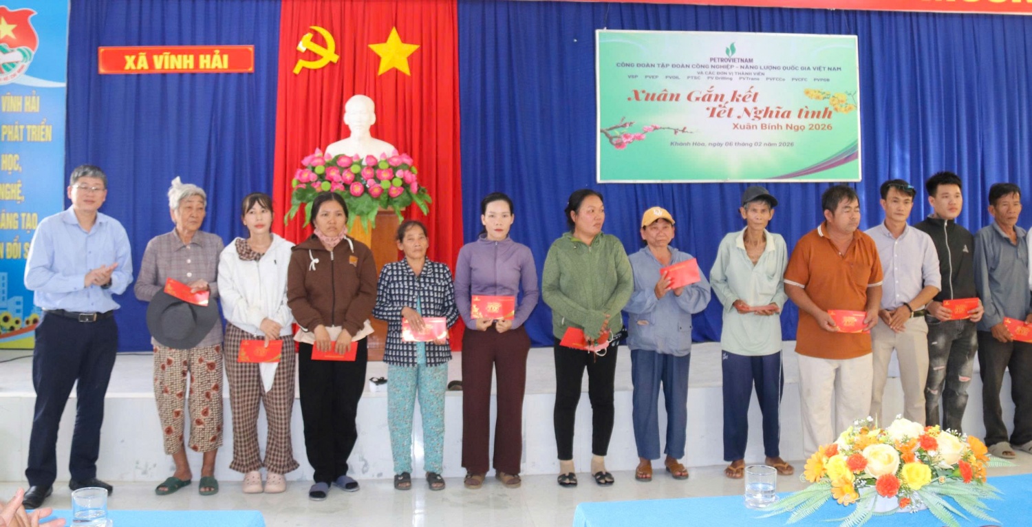 Petrovietnam góp phần chăm lo cho hàng trăm hộ dân tại vùng dự án nhà máy điện hạt nhân