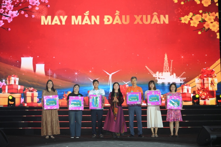 Lan tỏa Petrovietnam: Xuân Gắn kết   Tết Nghĩa tình” tại khu vực Vũng Tàu - TP. Hồ Chí Minh