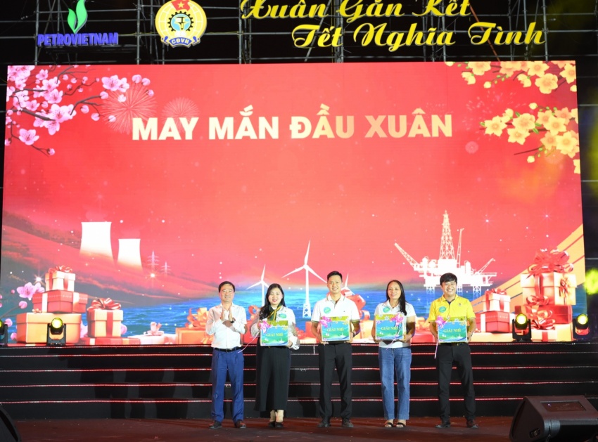 Lan tỏa Petrovietnam: Xuân Gắn kết   Tết Nghĩa tình” tại khu vực Vũng Tàu - TP. Hồ Chí Minh