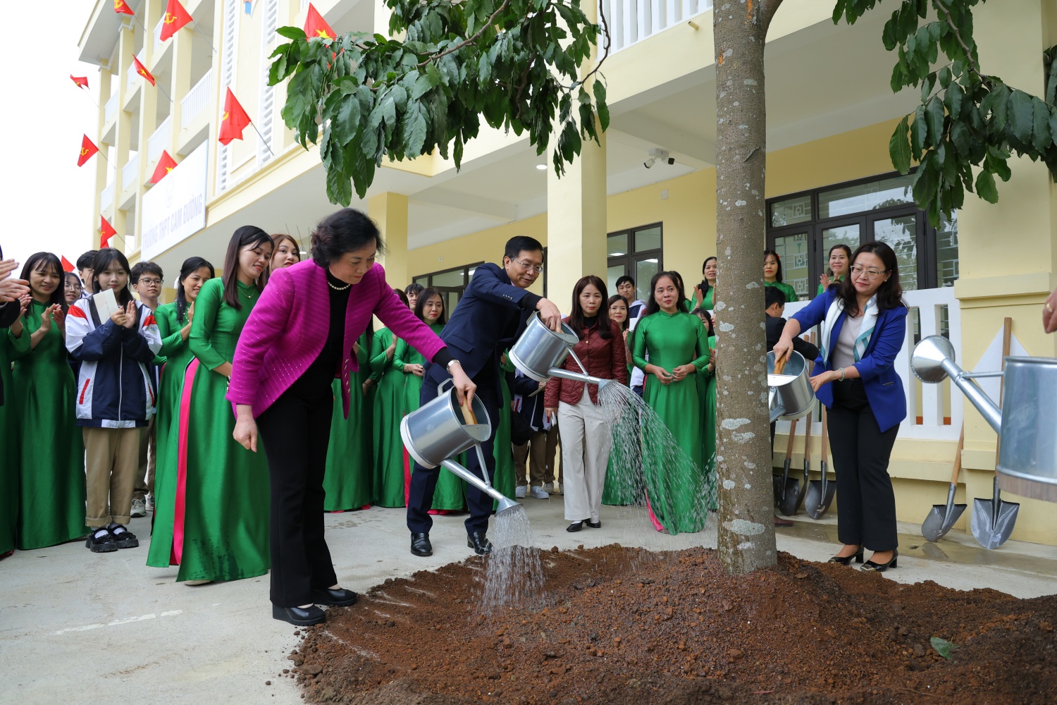 Phòng STEM mở ra không gian tri thức rộng lớn cho học sinh vùng cao