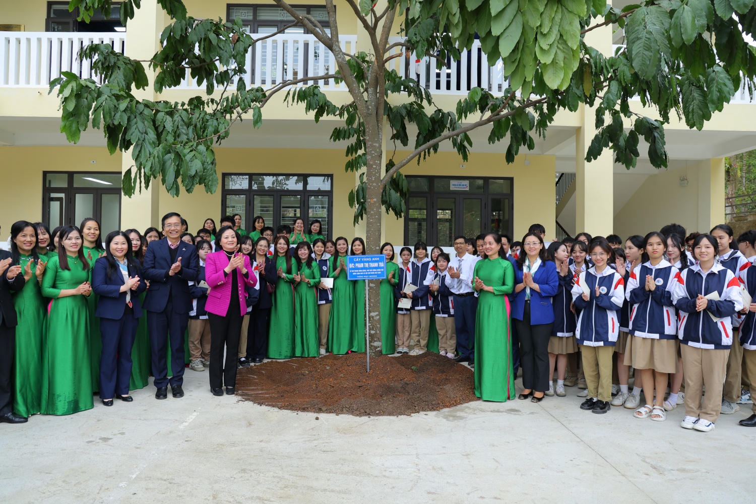 Phòng STEM mở ra không gian tri thức rộng lớn cho học sinh vùng cao