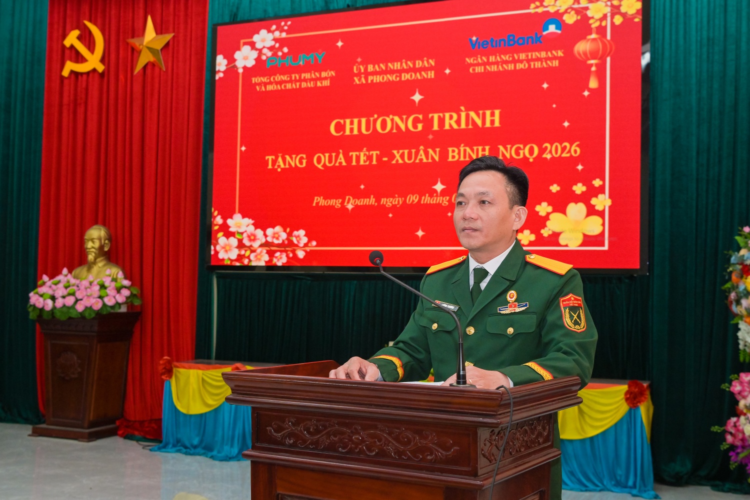 Petrovietnam/PVFCCo – Phú Mỹ lan tỏa nghĩa tình, chăm lo Tết cho người dân và cựu chiến binh khó khăn