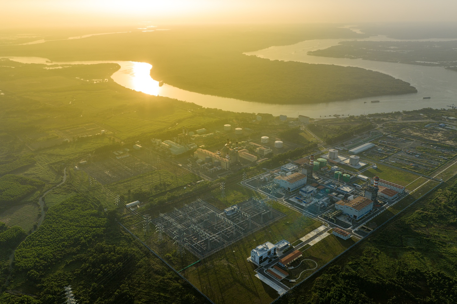 Không khí đón Tết ở Nhà máy Điện Nhơn Trạch 3 và 4