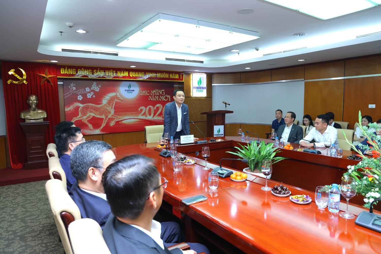 Chủ tịch HĐTV Petrovietnam Lê Ngọc Sơn thăm và chúc Tết các đơn vị thành viên đầu Xuân Bính Ngọ 2026 tại Hà Nội Chủ tịch HĐTV Petrovietnam Lê Ngọc Sơn đến thăm và chúc Tết các đơn vị thành viên đầu Xuân Bính Ngọ 2026 tại Hà Nội