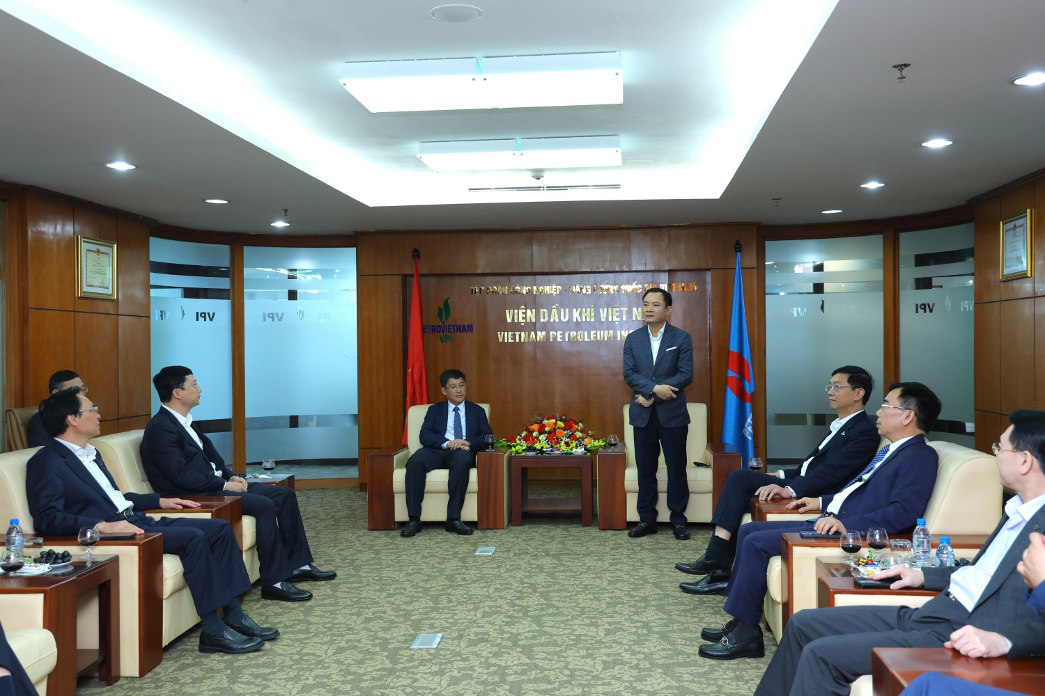 Chủ tịch HĐTV Petrovietnam Lê Ngọc Sơn đến thăm và chúc Tết các đơn vị thành viên đầu Xuân Bính Ngọ 2026 tại Hà Nội Chủ tịch HĐTV Petrovietnam Lê Ngọc Sơn đến thăm và chúc Tết các đơn vị thành viên đầu Xuân Bính Ngọ 2026 tại Hà Nội