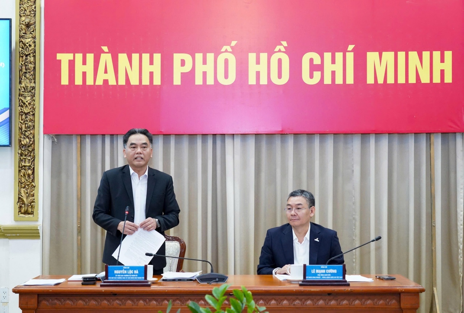 Ông Nguyễn Lộc Hà – Phó Chủ tịch Thường trực UBND TP Hồ Chí Minh và ông Lê Mạnh Cường – Phó Tổng Giám đốc Petrovietnam chủ trì buổi làm việc trao đổi hợp tác giữa TP Hồ Chí Minh và Petrovietnam vào tháng 1/2026
