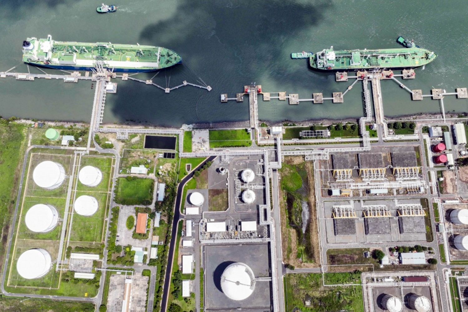 TP HCM - Petrovietnam: Cộng hưởng sức mạnh “đầu tàu”, hiện thực hóa khát vọng vươn tầm