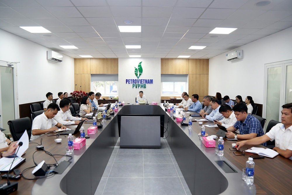 Lãnh đạo Petrovietnam làm việc về tiến độ Ô Môn III, IV