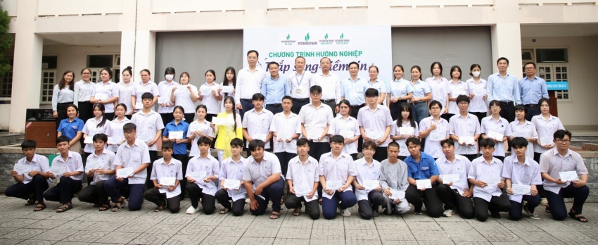 Petrovietnam thắp sáng niềm tin, tiếp sức tương lai cho thế hệ trẻ tại Trung tâm GDTX khu vực Bà Rịa - Vũng Tàu