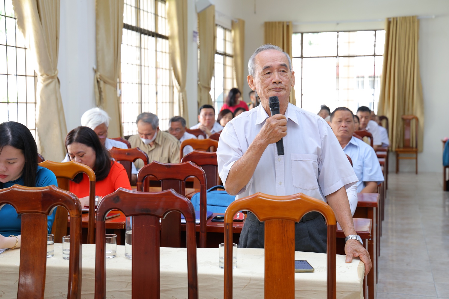 Cử tri phường Vũng Tàu (TP. Hồ Chí Minh) gửi gắm kỳ vọng vào Petrovietnam