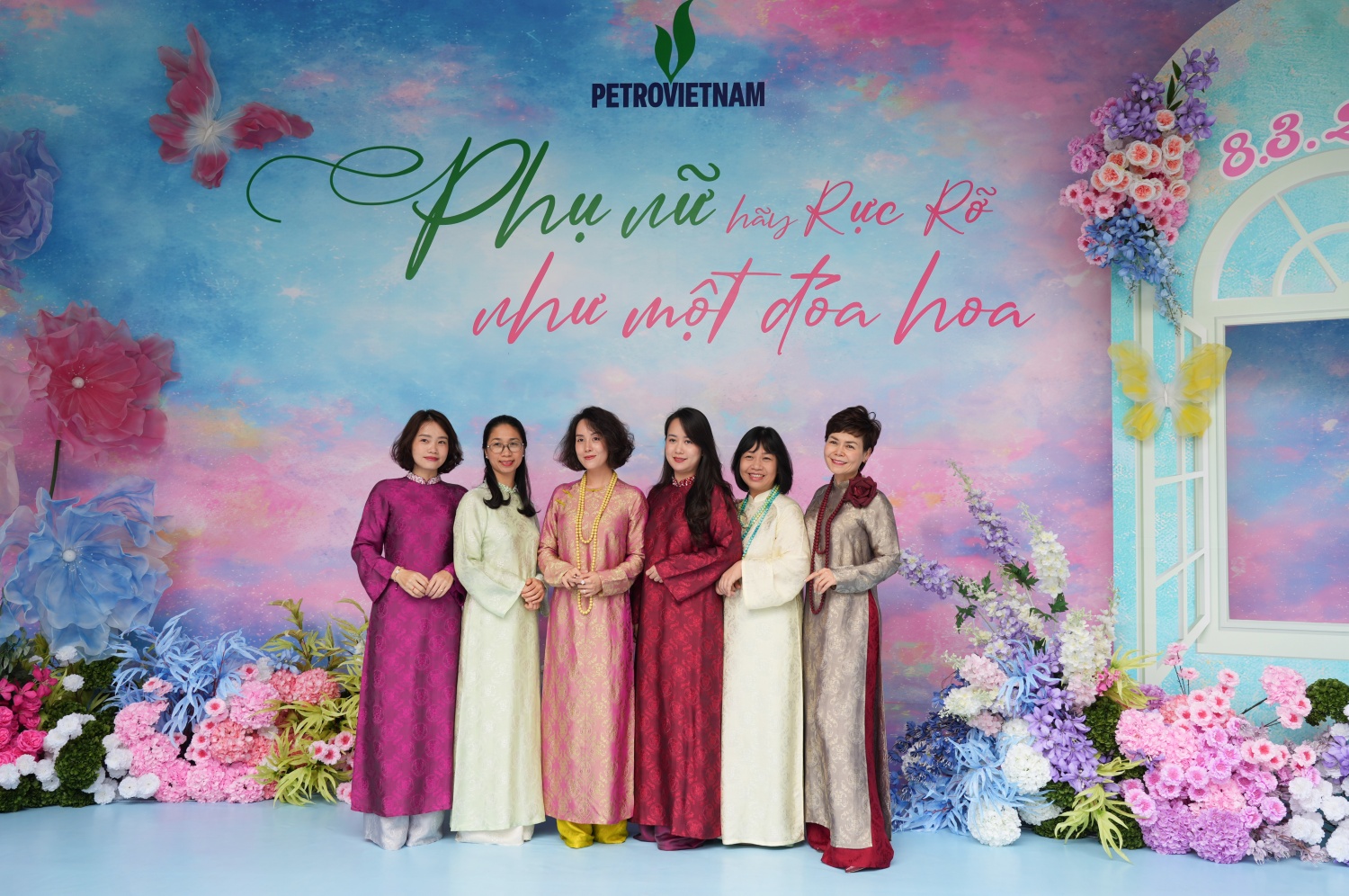 Bộ máy QL&ĐH Petrovietnam chào mừng, tôn vinh nữ CBCNV nhân Ngày Quốc tế Phụ nữ 8/3