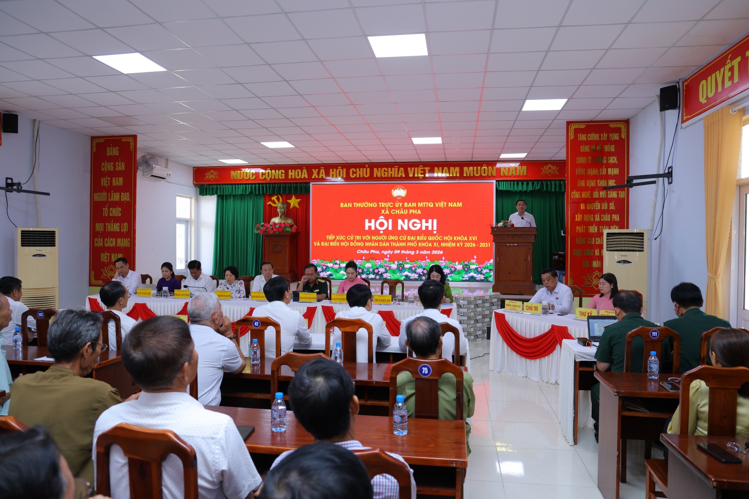 Cử tri xã Châu Pha (TP HCM) tin tưởng, kỳ vọng vào các ứng cử viên ĐBQH và HĐND