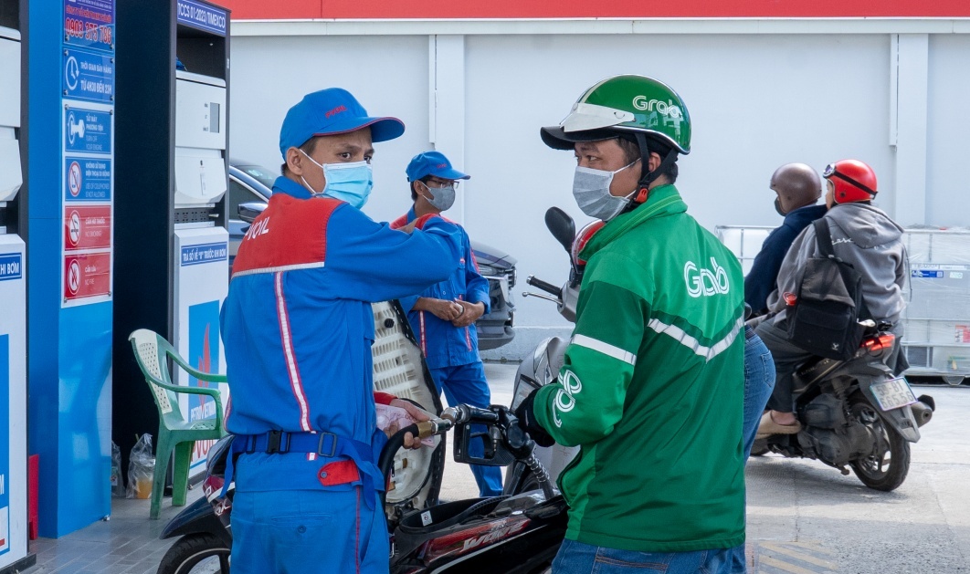 Thủ tướng yêu cầu Petrovietnam duy trì hoạt động sản xuất, vận hành an toàn, ổn định, liên tục các nhà máy lọc dầu, khí