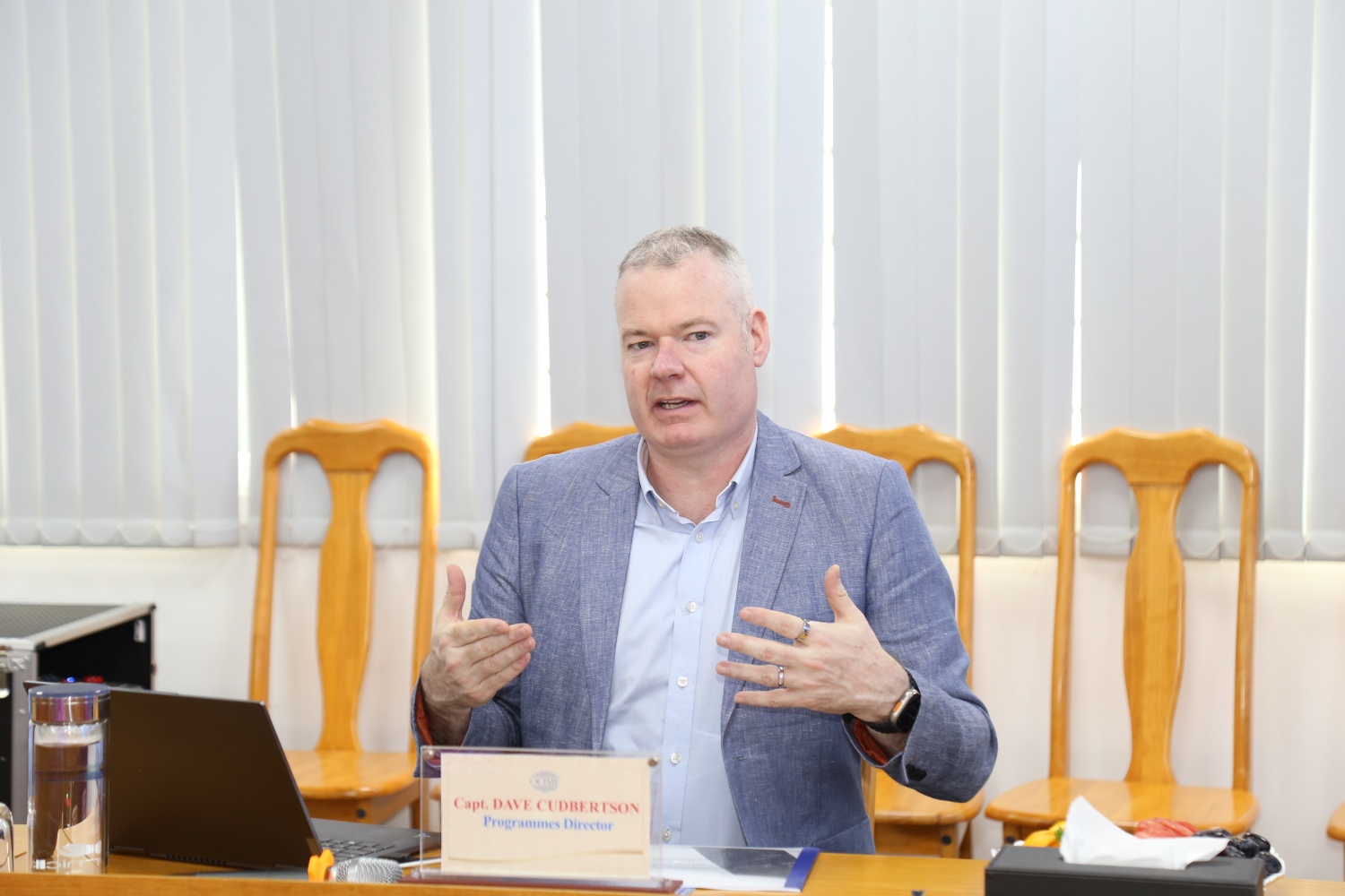 Đại diện OCIMF thăm, làm việc và huấn luyện nghiệp vụ tại PVMR OCIMF làm việc với PVMR, chia sẻ kinh nghiệm kiểm tra tàu dầu quốc tế