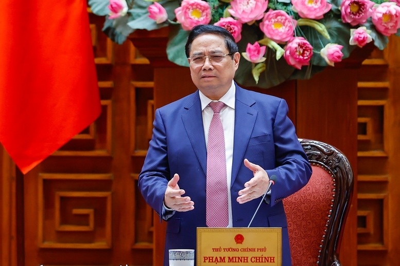 Thủ tướng: Không để thiếu xăng dầu, xử lý nghiêm hành vi găm hàng