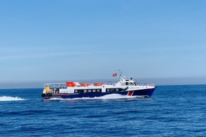 Quảng Ngãi: Giá vé tàu ra Lý Sơn tăng cao