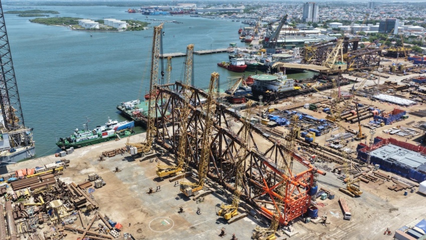 PVEP-NCS và Vietsovpetro lắp dựng thành công Panel Row 1 dự án Đại Hùng Nam, vượt tiến độ 14 ngày