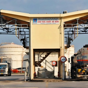 NMLD Dung Quất và Nghi Sơn vận hành với công suất cao để nguồn cung xăng dầu không bị gián đoạn