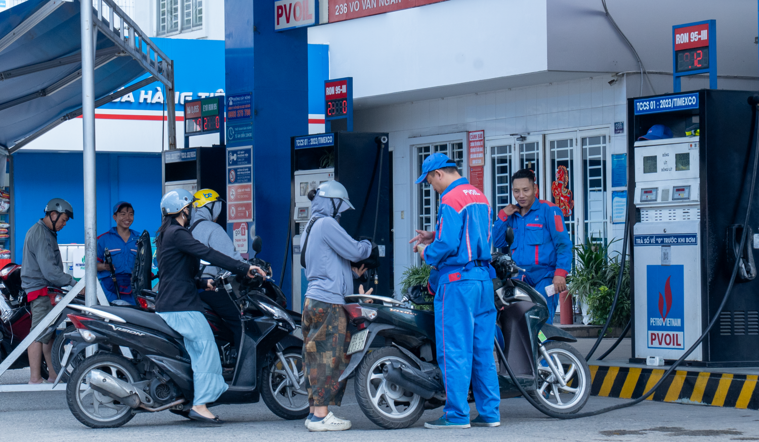 Petrovietnam bảo đảm tối ưu sản lượng khai thác dầu thô và sản xuất xăng dầu