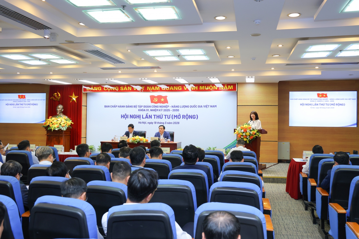 Thống nhất ý chí, quyết liệt hành động, tạo xung lực mới cho Petrovietnam Thống nhất ý chí, quyết liệt hành động, tạo xung lực mới cho Petrovietnam