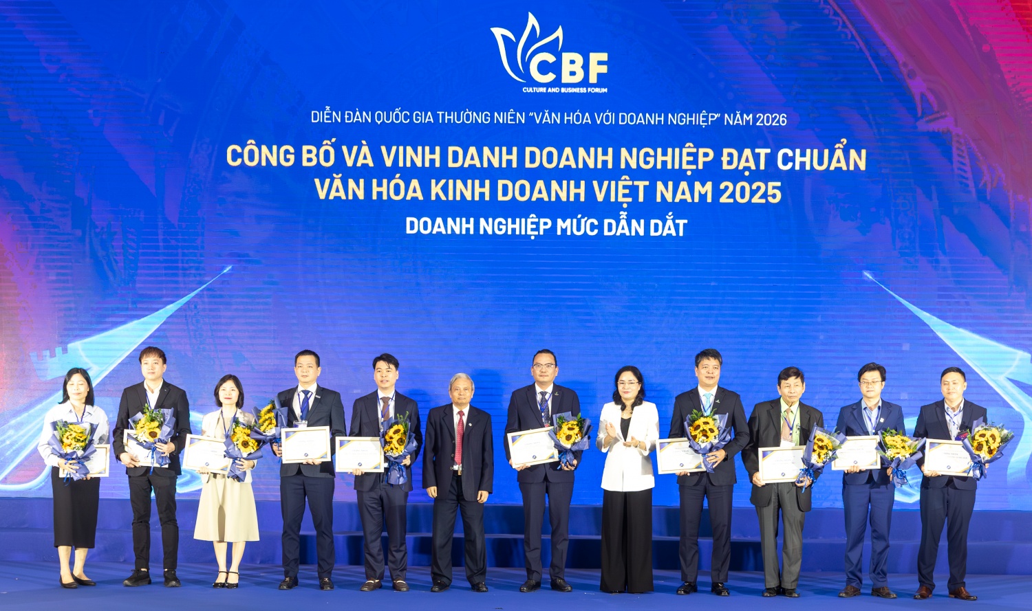 Petrovietnam đồng hành lan tỏa hệ giá trị văn hóa doanh nghiệp Việt Nam trong kỷ nguyên mới Petrovietnam đồng hành lan tỏa hệ giá trị văn hóa doanh nghiệp Việt Nam trong kỷ nguyên mới