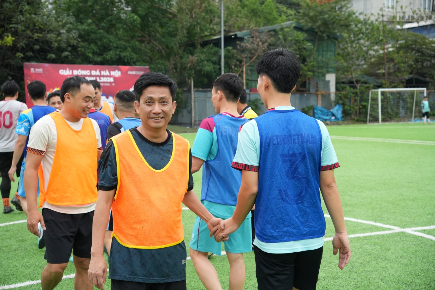 Sôi nổi giải bóng đá giao hữu Petrovietnam chào mừng 95 năm Ngày thành lập Đoàn Sôi nổi giải bóng đá giao hữu Petrovietnam chào mừng 95 năm Ngày thành lập Đoàn