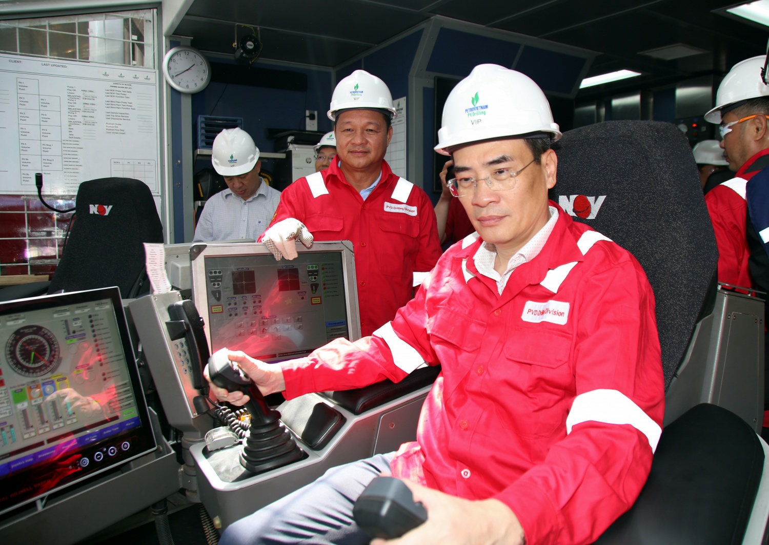 PV Drilling đặt tên giàn khoan tự nâng đa năng PV DRILLING IX, sẵn sàng gia nhập đội hình khoan hiện đại PV Drilling đặt tên giàn khoan tự nâng đa năng PV DRILLING IX, sẵn sàng gia nhập đội hình khoan hiện đại