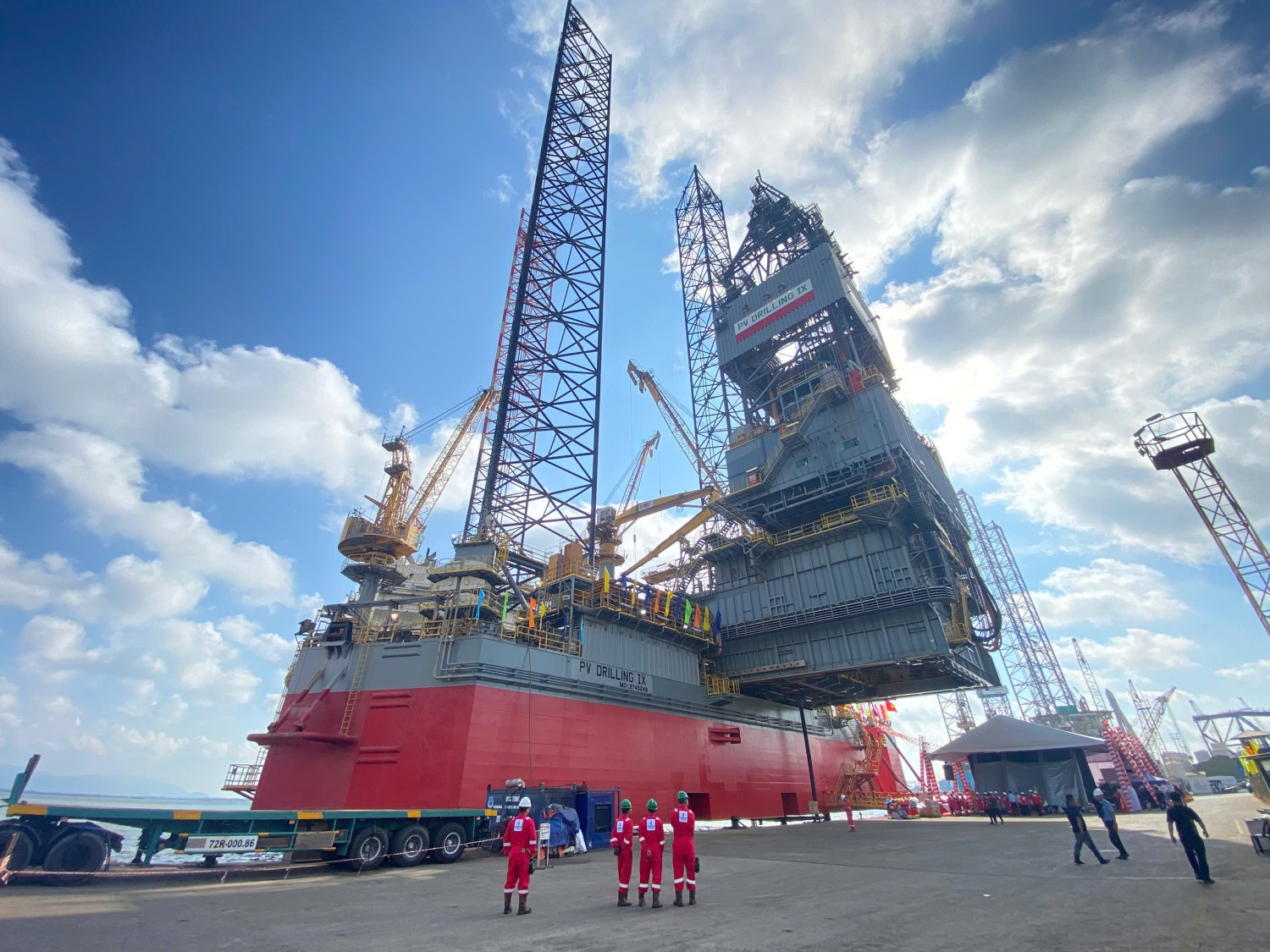 PV Drilling đặt tên giàn khoan tự nâng đa năng PV DRILLING IX, sẵn sàng gia nhập đội hình khoan hiện đại PV Drilling đặt tên giàn khoan tự nâng đa năng PV DRILLING IX, sẵn sàng gia nhập đội hình khoan hiện đại