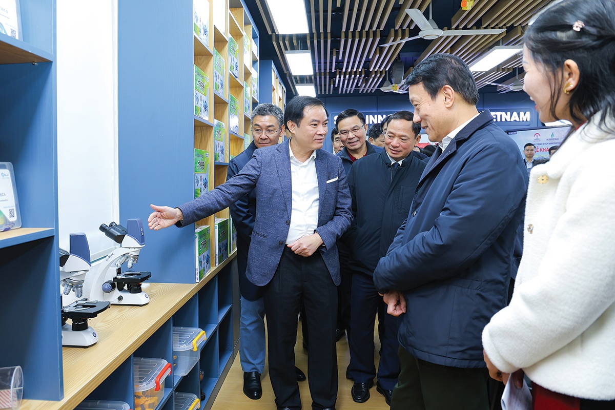 “Nói đi đôi với làm” trở thành thước đo