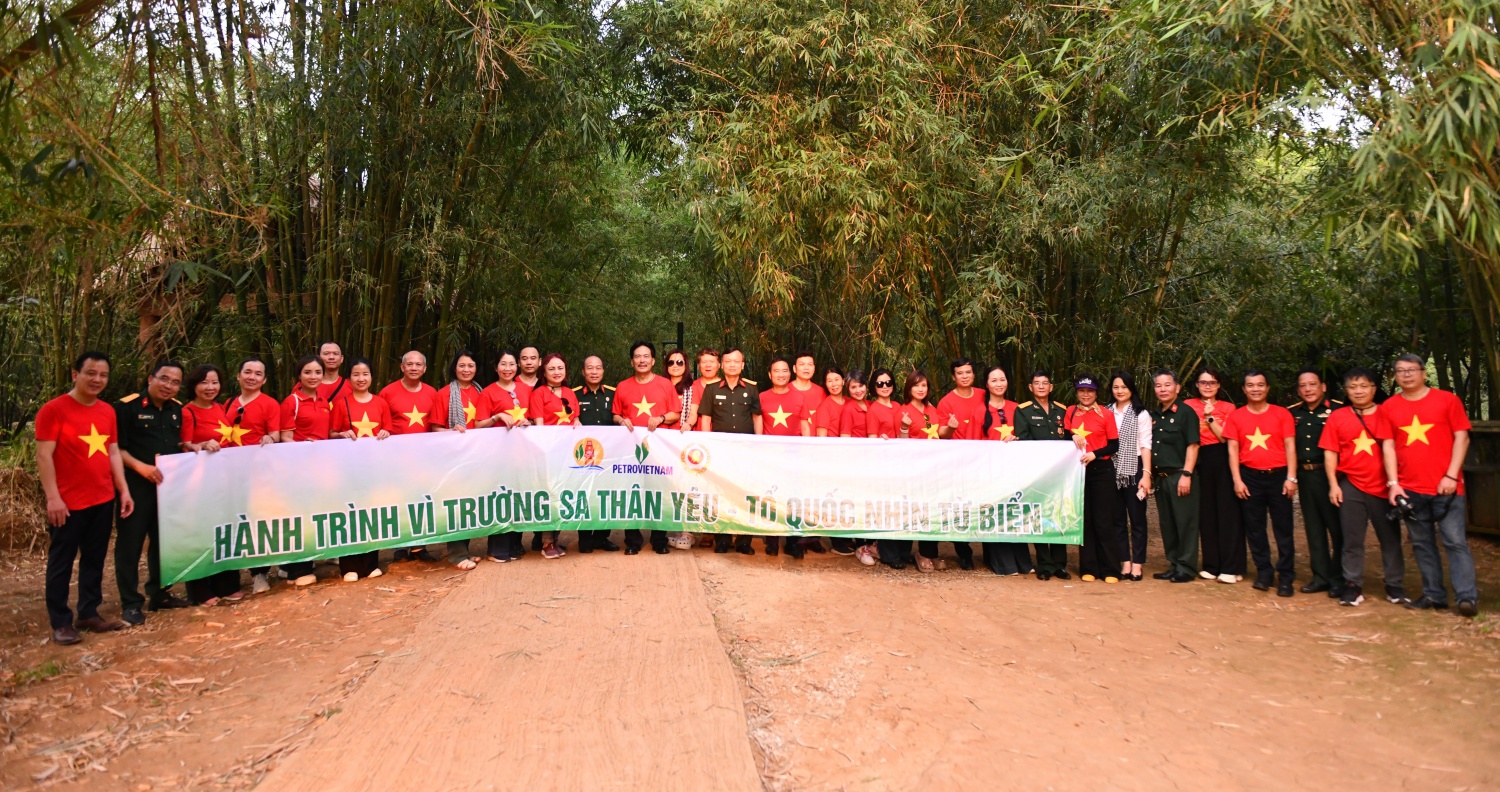 Hành trình gắn kết nghĩa tình biển đảo, lan tỏa văn hóa Petrovietnam