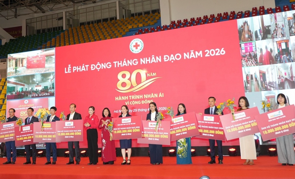 Petrovietnam ủng hộ 20 tỷ đồng hưởng ứng Tháng Nhân đạo 2026
