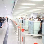 Dịch vụ công trực tuyến kiểm soát xuất nhập cảnh bằng cổng kiểm soát tự động