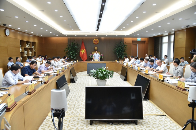 Phó Thủ tướng Lê Minh Khái họp xử lý dự án Đạm Ninh Bình và DQS - Ảnh 1.