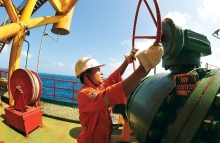 lanh dao petrovietnam tham va lam viec voi cac doi tac han quoc