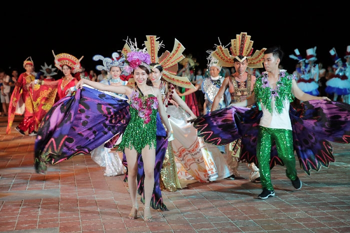 dieu ngac nhien mang ten phao hoa da nang