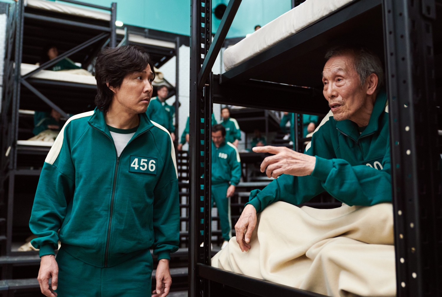 Sao Hàn ngày 11/1/2022: Trùm cuối “Squid Game” O Yeong Su thắng lớn tại Quả cầu Vàng 2022